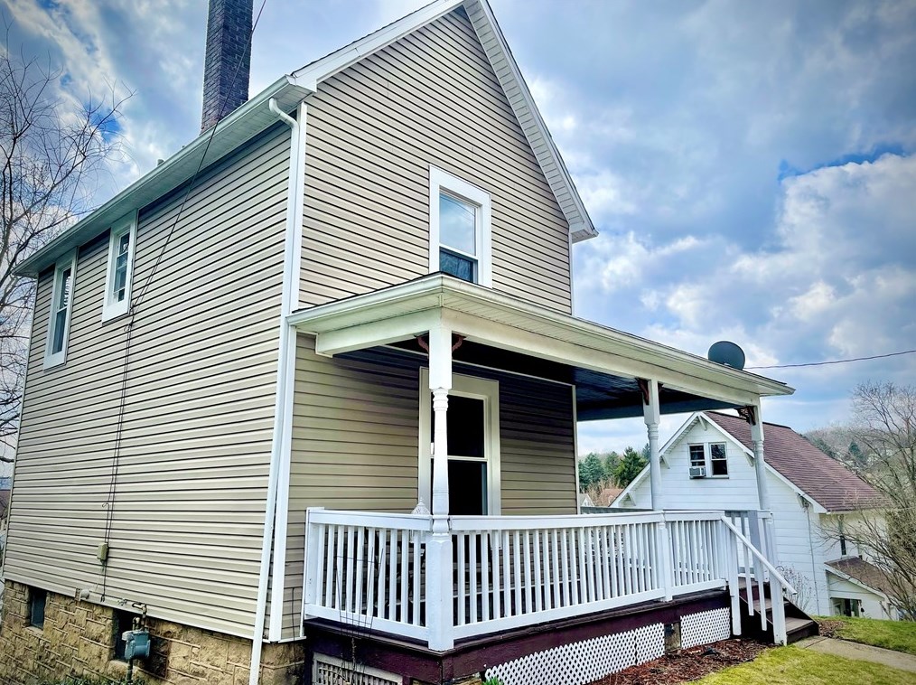 615 Federal St, Butler PA  16001-4101 exterior