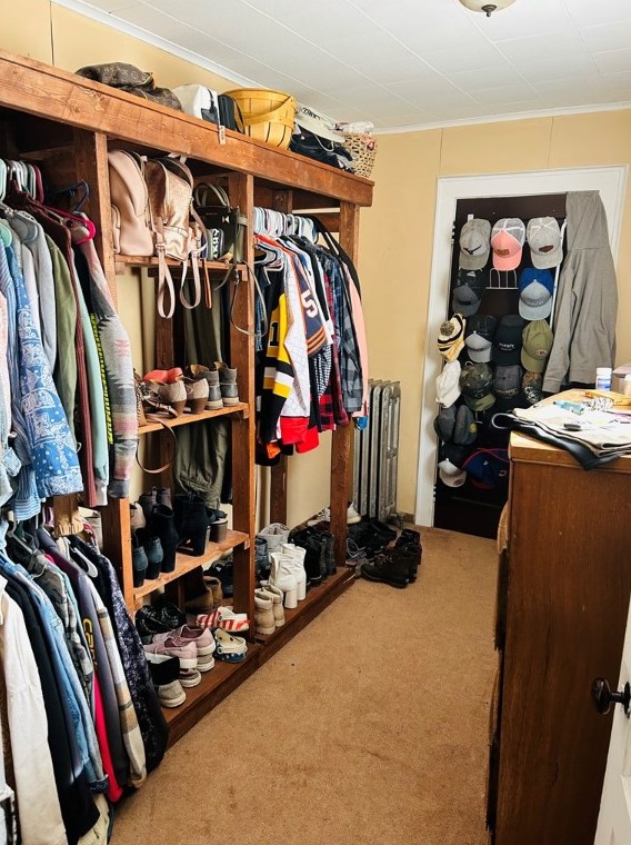 519 Chestnut St, Greensburg PA  15601-4041 exterior