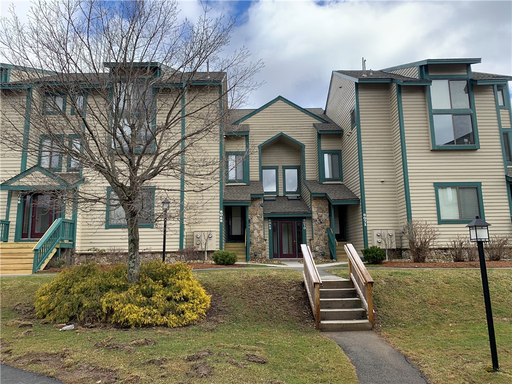 8068 Meadowridge Dr, Seven Springs, PA 15622 MLS 1600389 Coldwell