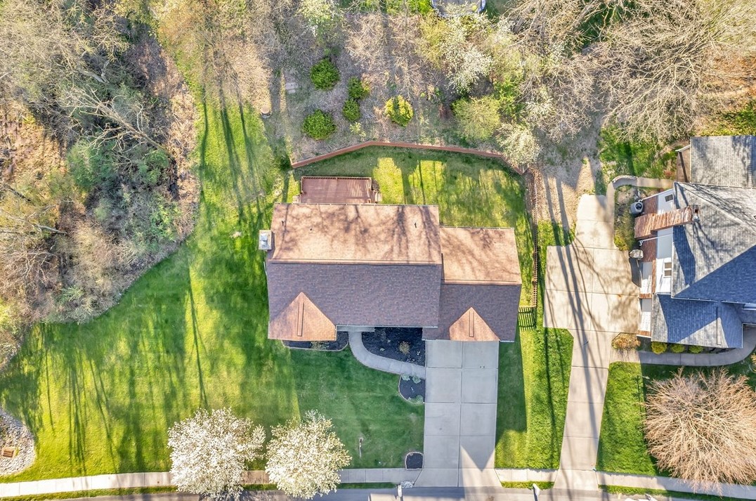 251 Cumberland Dr, Seven Fields PA  16046-8005 exterior