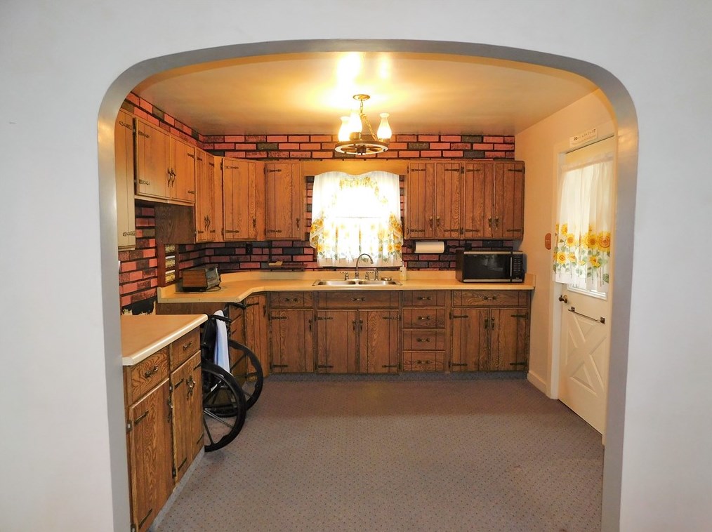 618 Morgantown Rd, Oliphant Furnace PA  15401-5442 exterior