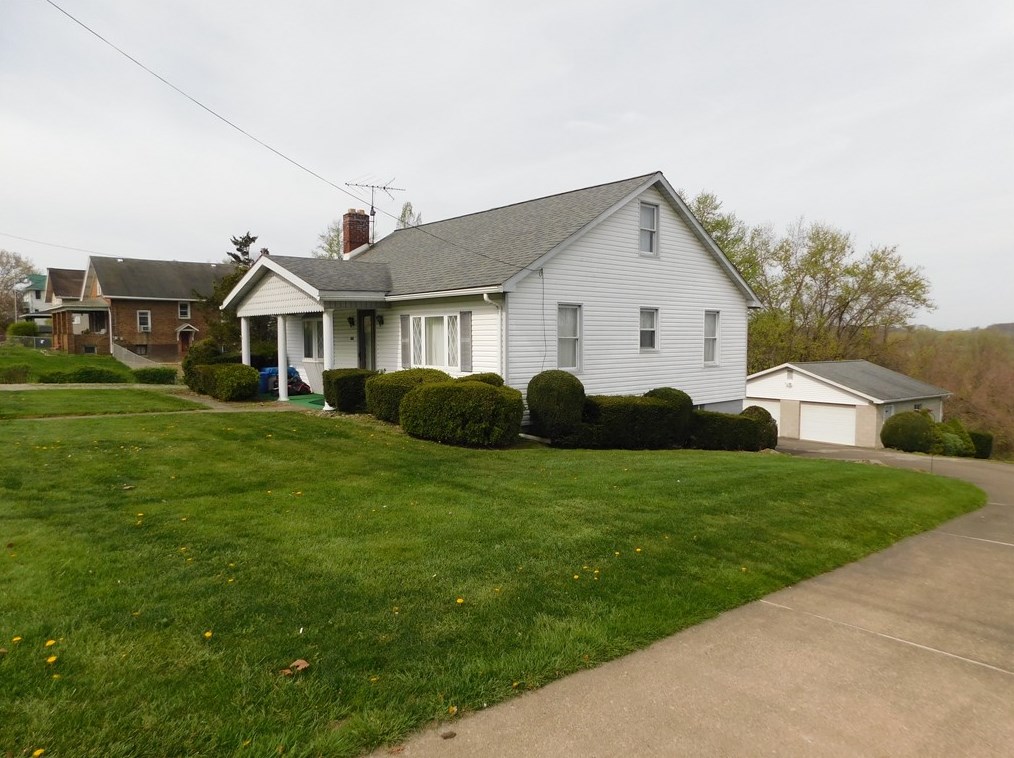 618 Morgantown Rd, Oliphant Furnace PA  15401-5442 exterior