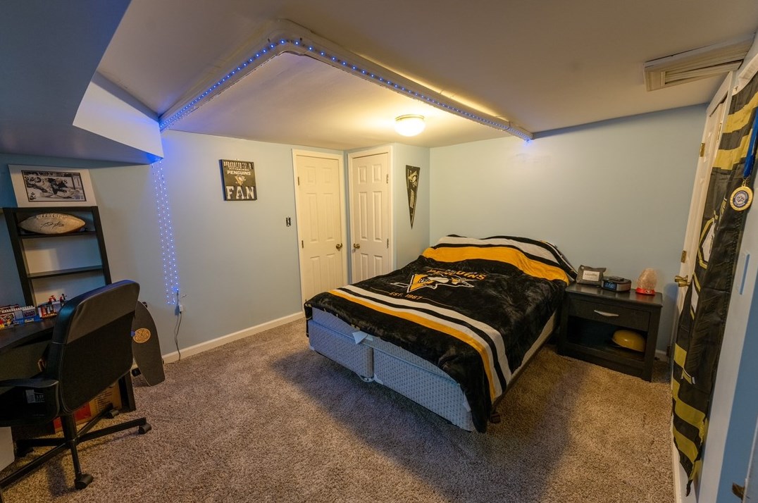 115 1st St, Ellwood City PA  16117-2104 exterior