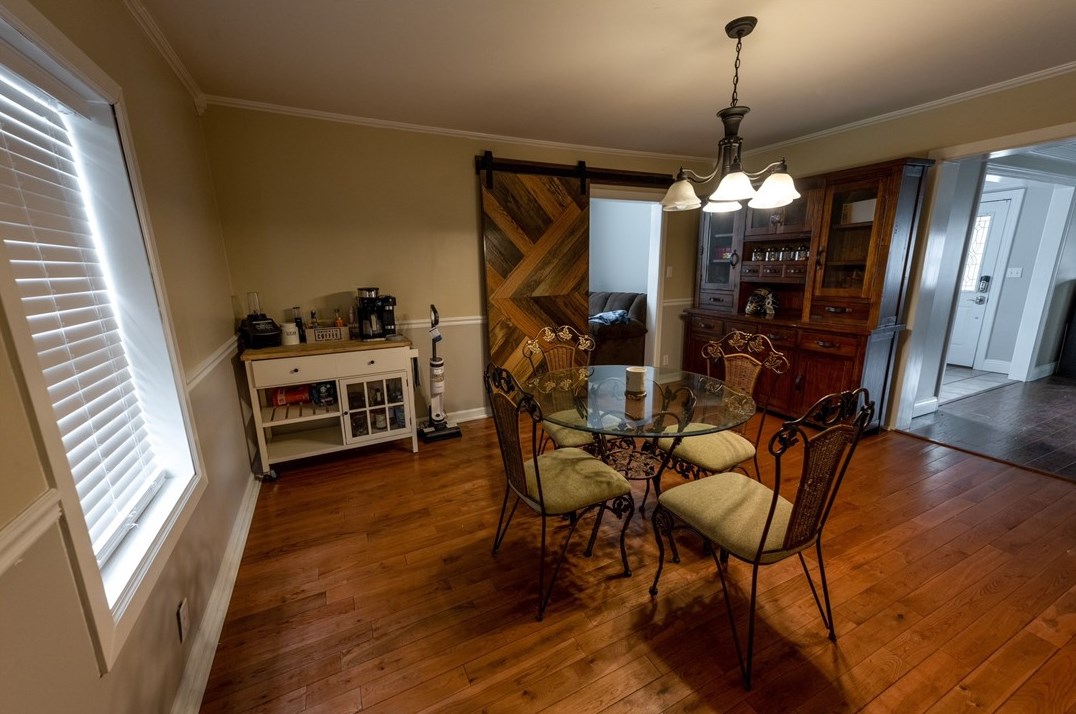 115 1st St, Ellwood City PA  16117-2104 exterior