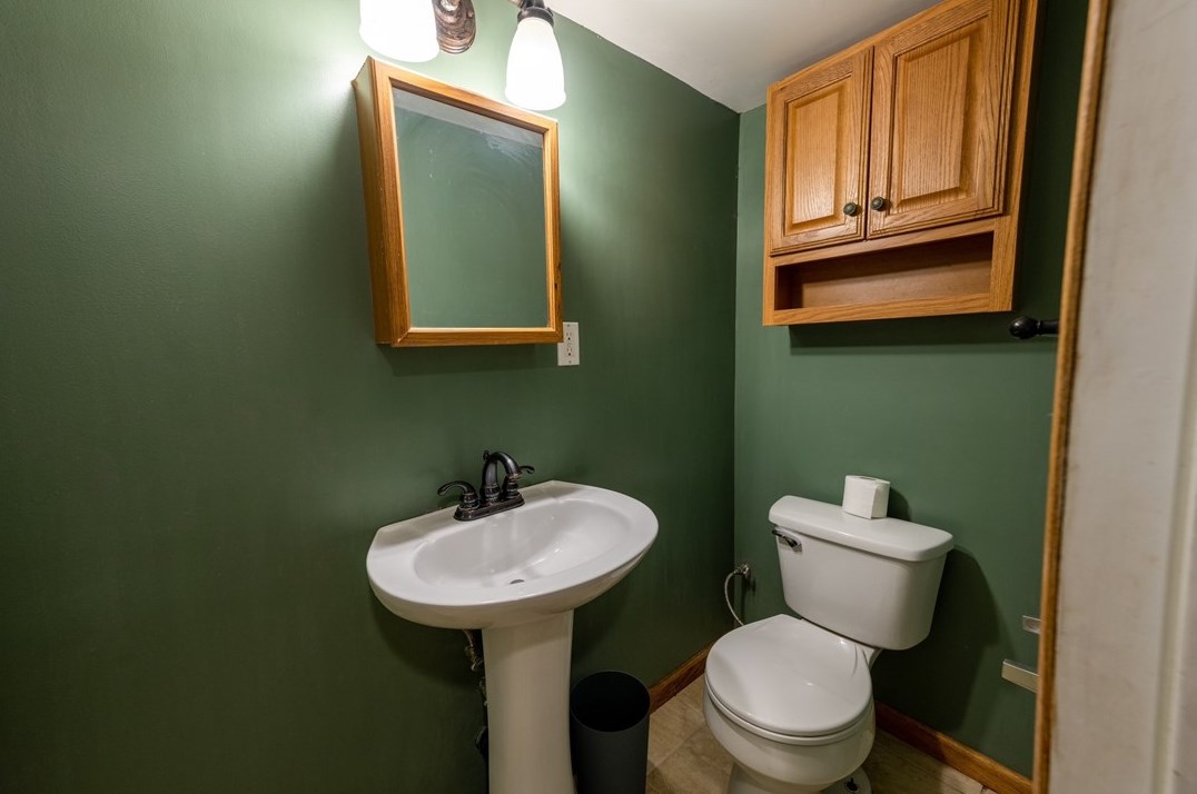 115 1st St, Ellwood City PA  16117-2104 exterior