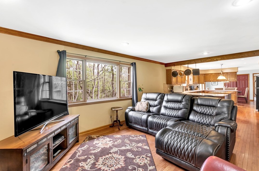 4920 Simmons Cir, Export PA  15632-9330 exterior