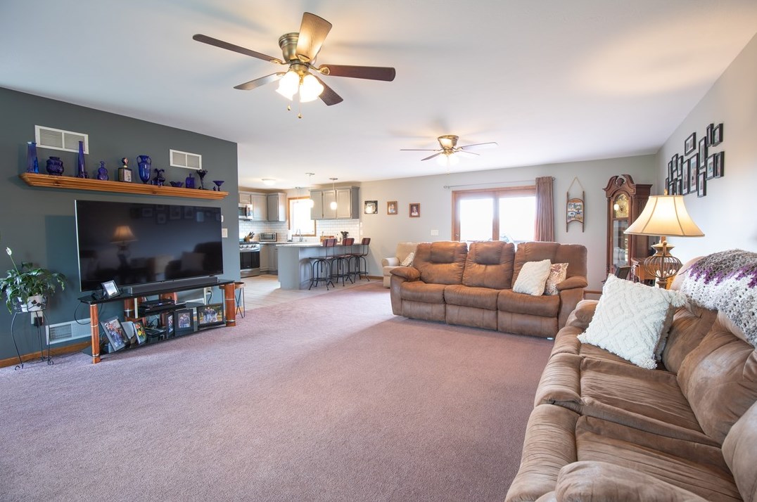 233 Jefferson Rd, Butler PA  16002-8869 exterior