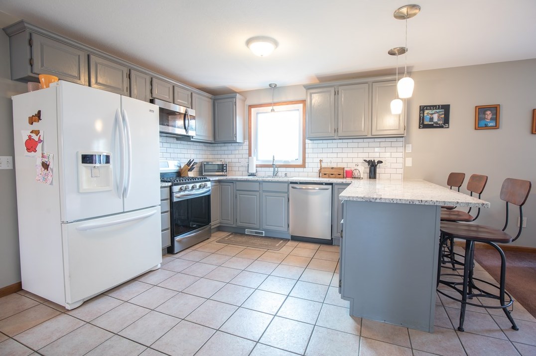 233 Jefferson Rd, Butler PA  16002-8869 exterior