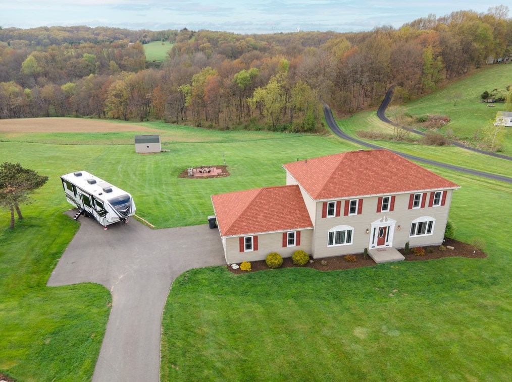 233 Jefferson Rd, Butler PA  16002-8869 exterior