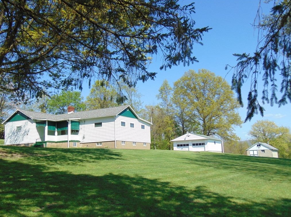 420 Bute Rd, Oliphant Furnace PA  15401-9602 exterior