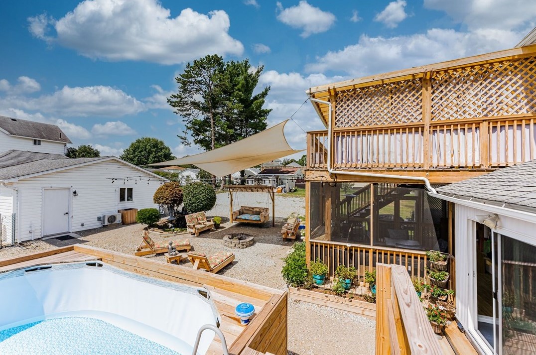 93 Easy St, Oliphant Furnace PA  15401-3168 exterior