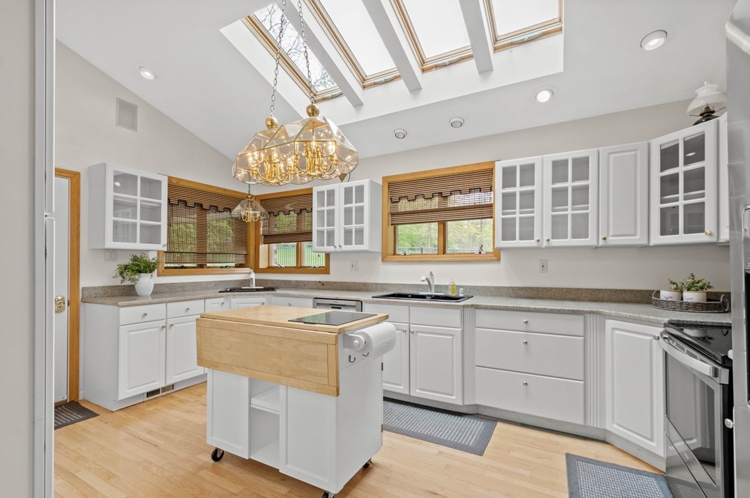 220 Verona Dr, Washington PA  15301-2764 exterior