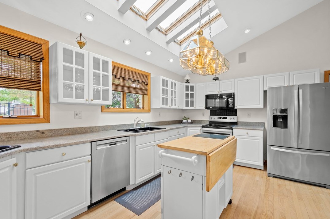 220 Verona Dr, Washington PA  15301-2764 exterior