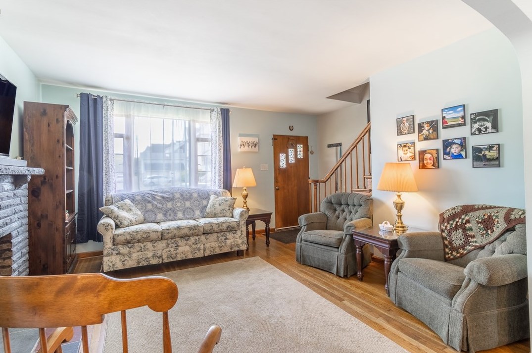 3328 4th Ave, Beaver Falls PA  15010-3504 exterior