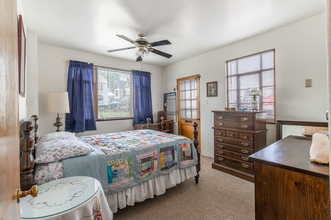 3328 4th Ave, Beaver Falls PA  15010-3504 exterior