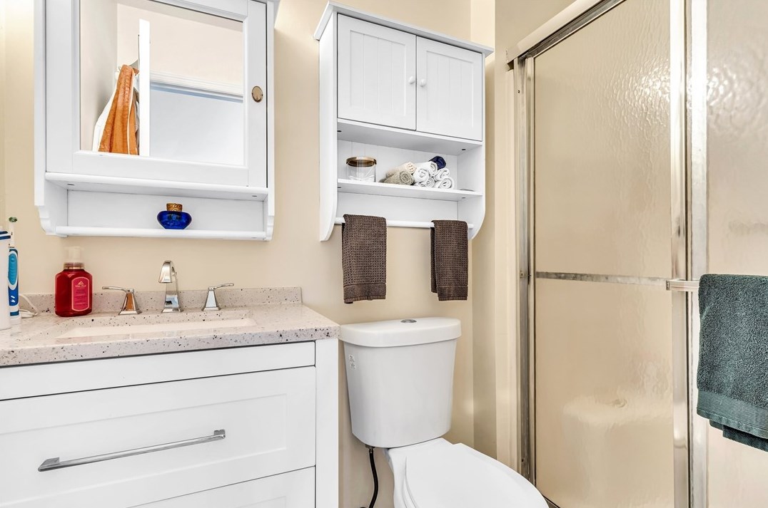 305 Meadow Ct, Monroeville PA  15146-1079 exterior