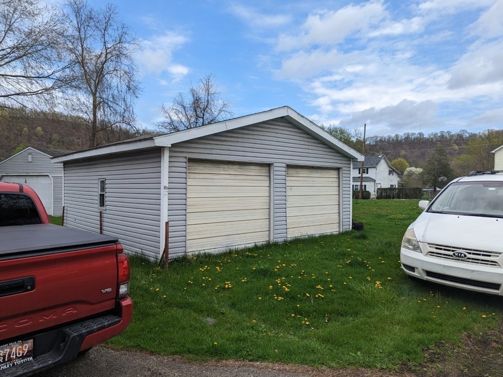 201 4th St, Newell, PA 15466 MLS 1604989 Coldwell Banker