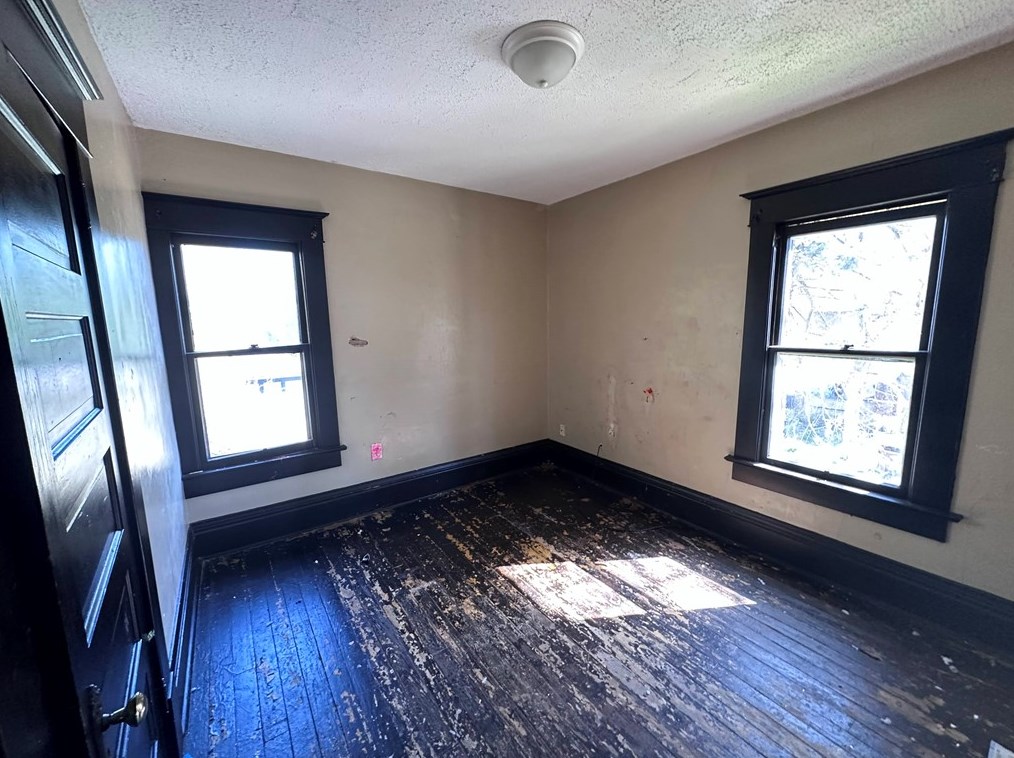 703 Prindle St, Hermitage PA  16146-2756 exterior