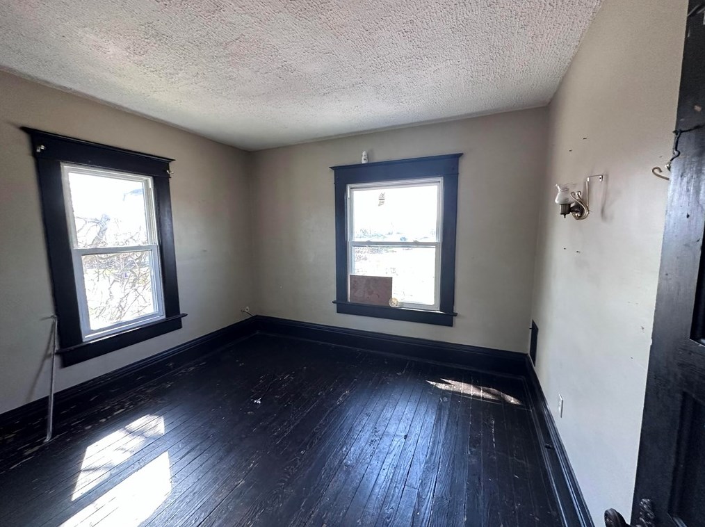 703 Prindle St, Hermitage PA  16146-2756 exterior