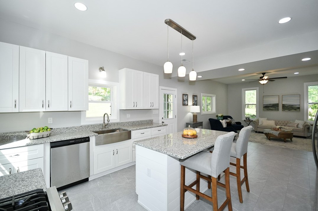195 Vance Station Rd, Washington PA  15301-3151 exterior