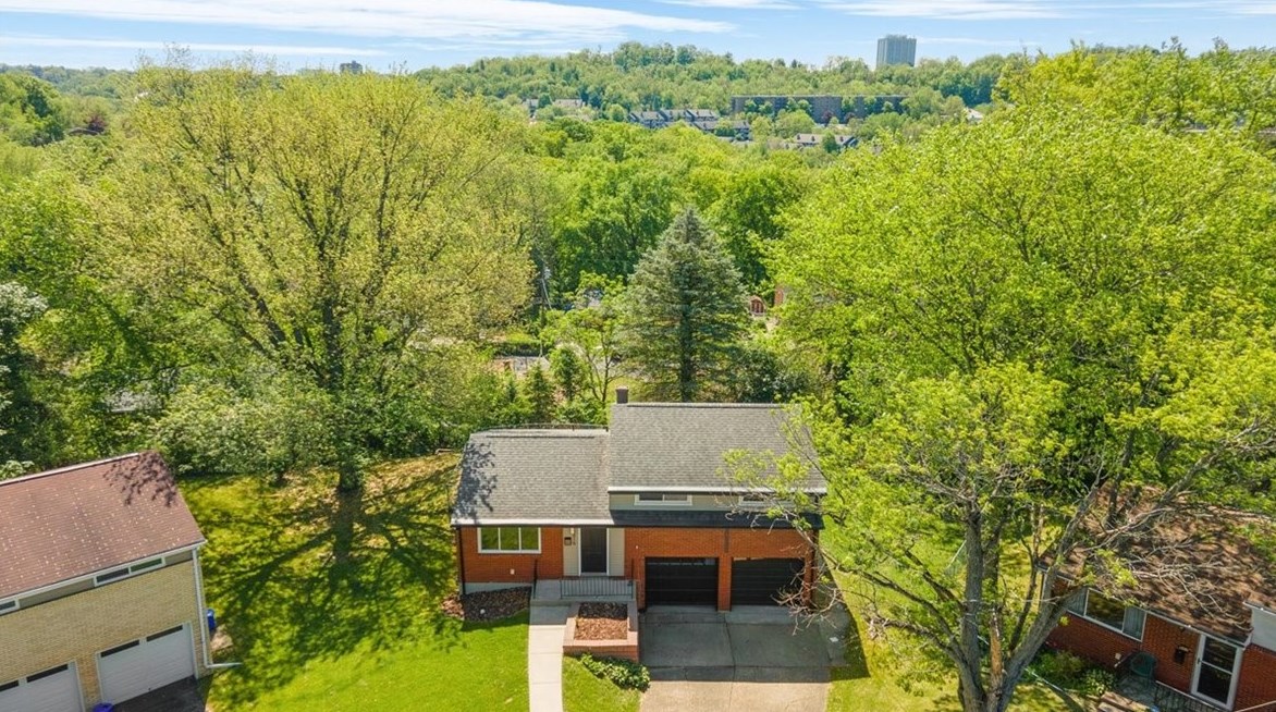 519 Larix Rd, Monroeville PA  15146-1609 exterior