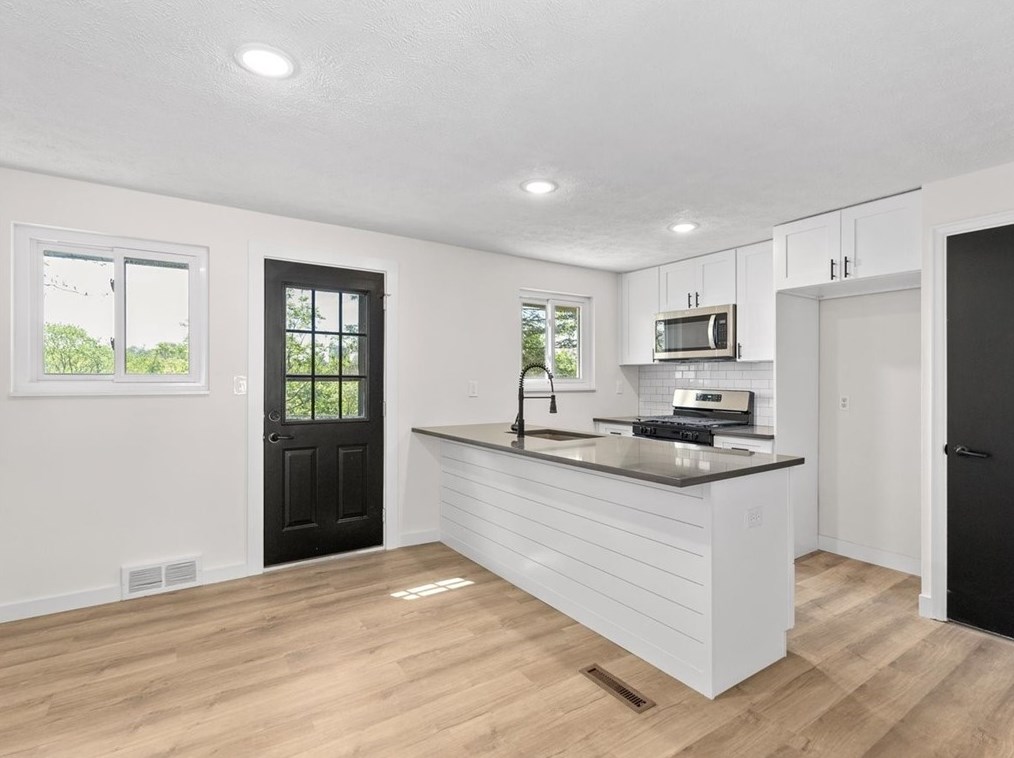 519 Larix Rd, Monroeville PA  15146-1609 exterior