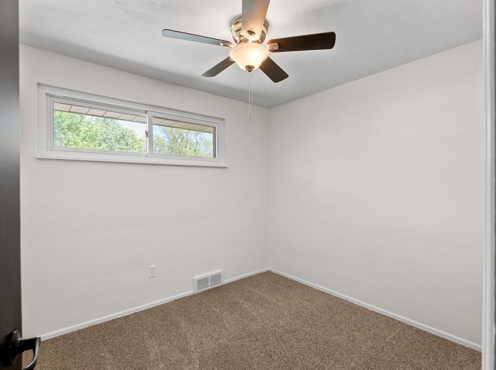 519 Larix Rd, Monroeville PA  15146-1609 exterior
