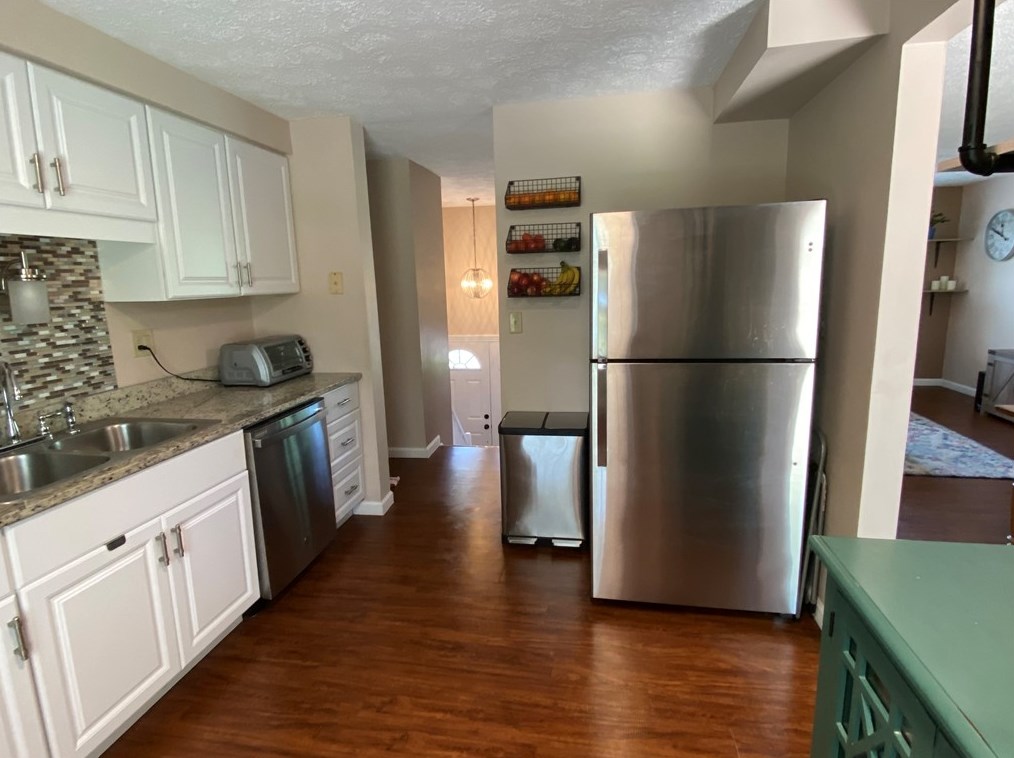 123 Penn Lear Dr, Monroeville PA  15146-4733 exterior