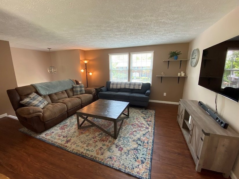 123 Penn Lear Dr, Monroeville PA  15146-4733 exterior