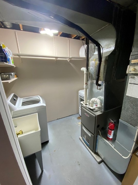 123 Penn Lear Dr, Monroeville PA  15146-4733 exterior