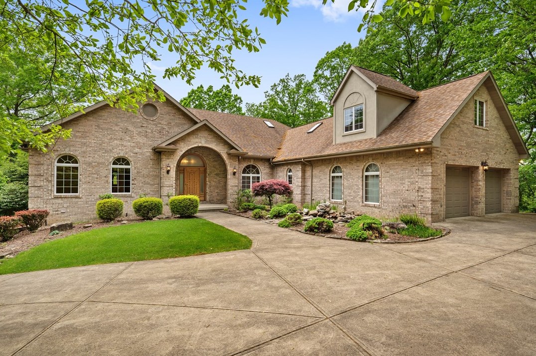 1009 Hunt Club Ct, Export PA  15632-9267 exterior