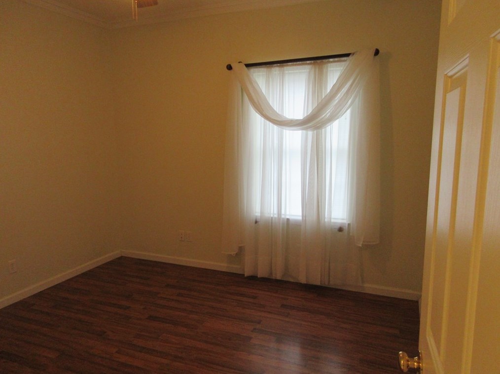 118 Clearwater Dr, Ellwood City PA  16117-3058 exterior