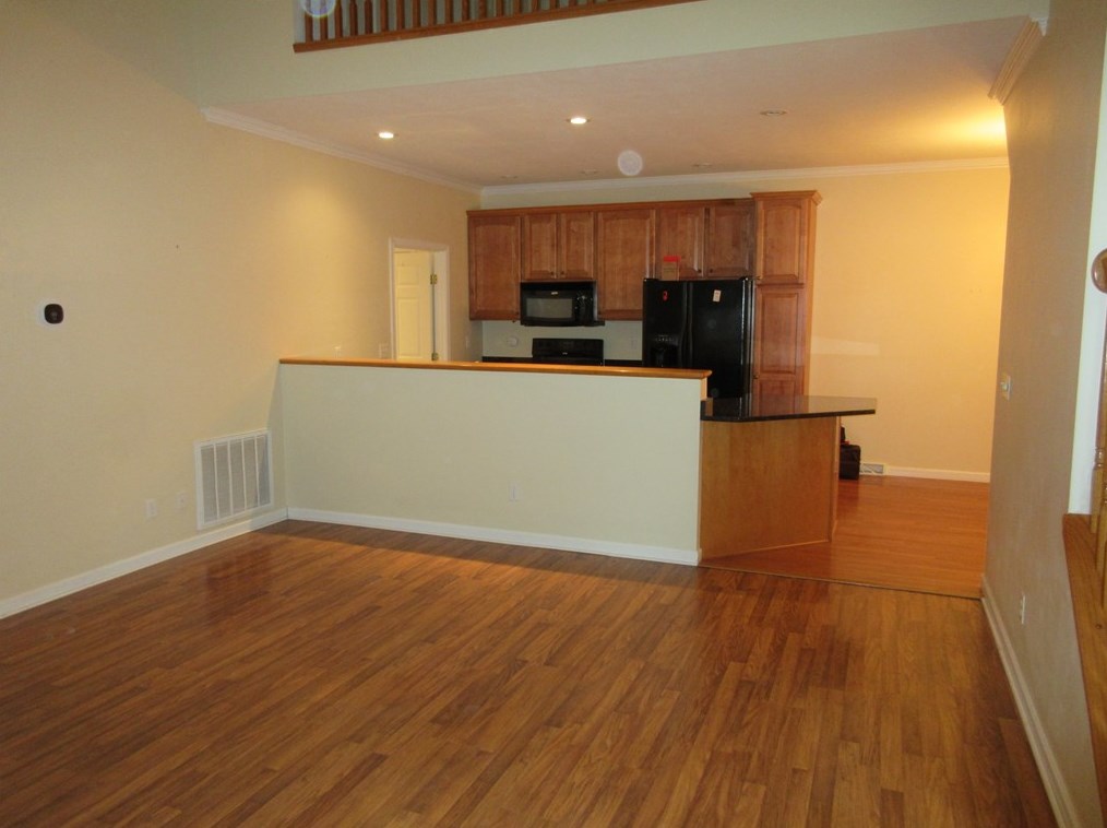 118 Clearwater Dr, Ellwood City PA  16117-3058 exterior