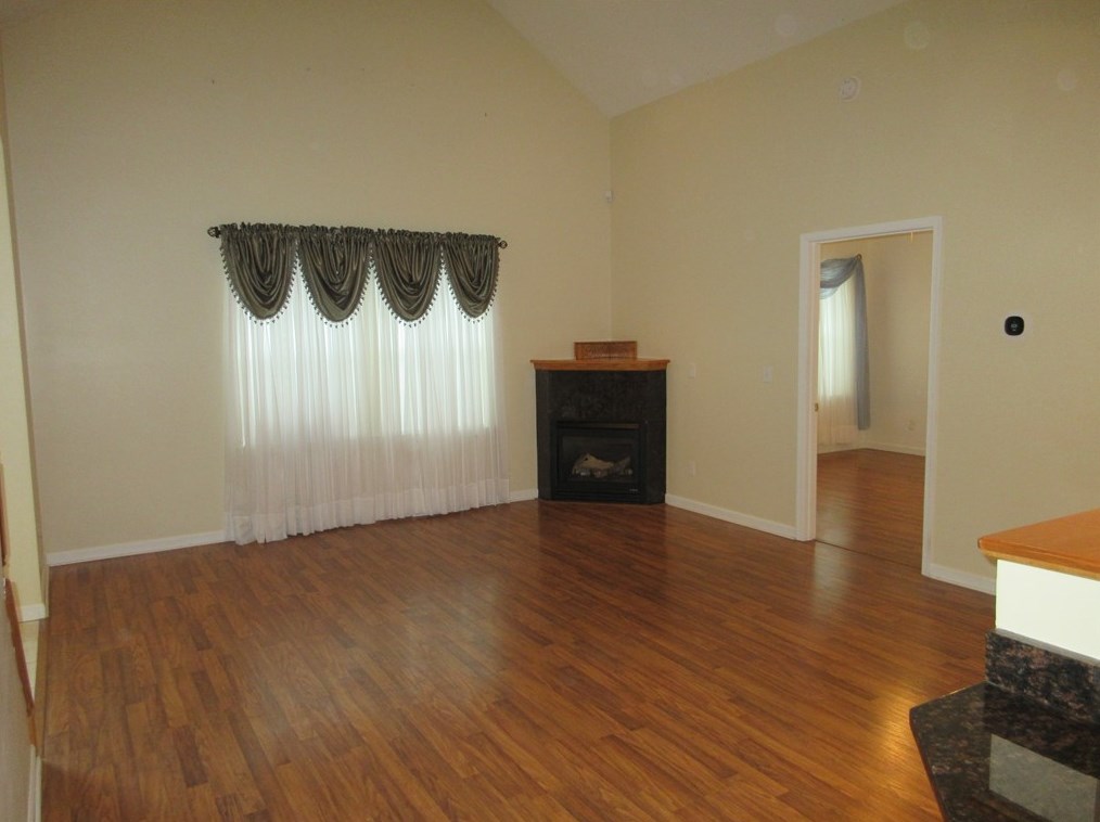 118 Clearwater Dr, Ellwood City PA  16117-3058 exterior