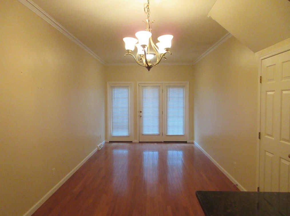 118 Clearwater Dr, Ellwood City PA  16117-3058 exterior