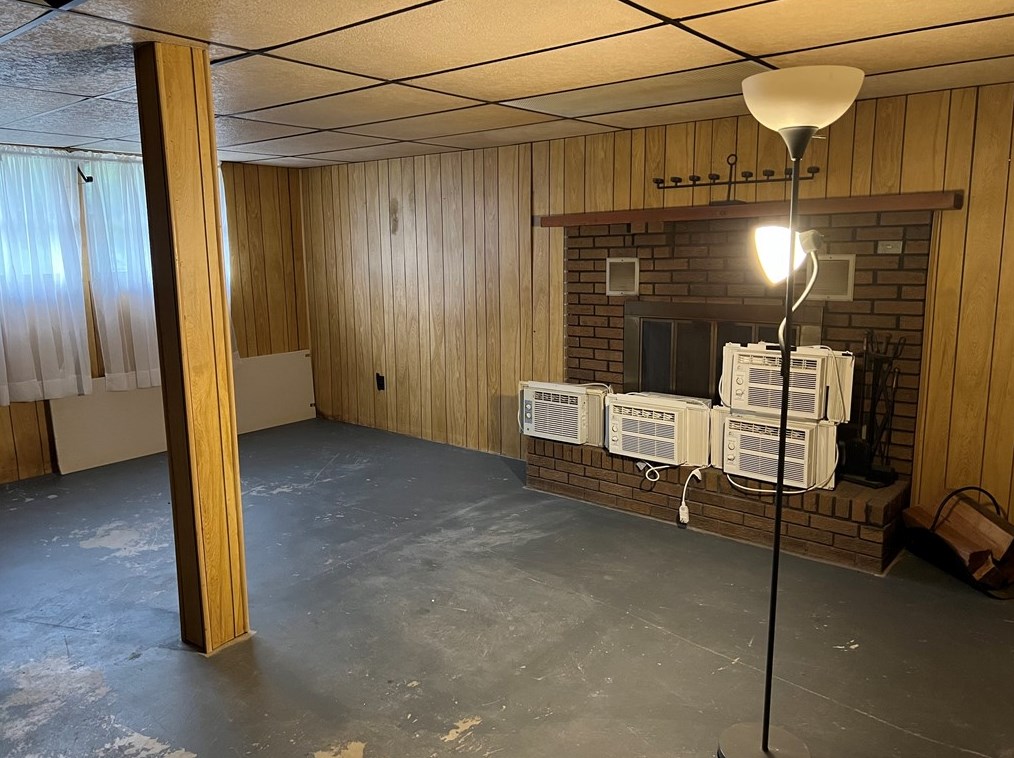 1110 Davis Rd, Butler PA  16001-9775 exterior