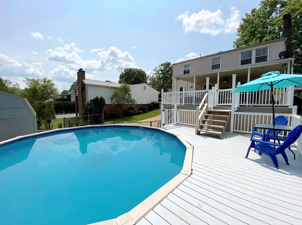 229 Partridge Dr, Greensburg PA  15601-4725 exterior