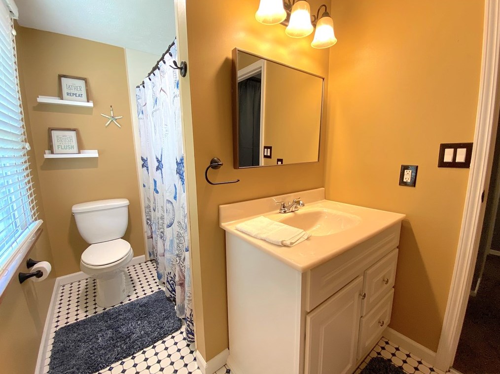 229 Partridge Dr, Greensburg PA  15601-4725 exterior
