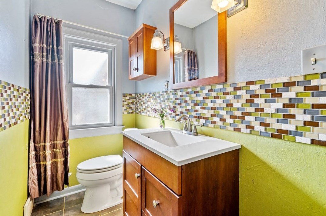 112 Arlington Ave, North Versailles PA 15137-1908 exterior