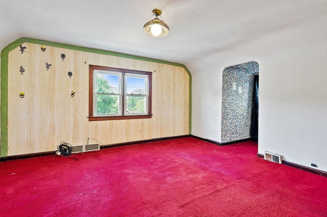 112 Arlington Ave, North Versailles PA 15137-1908 exterior