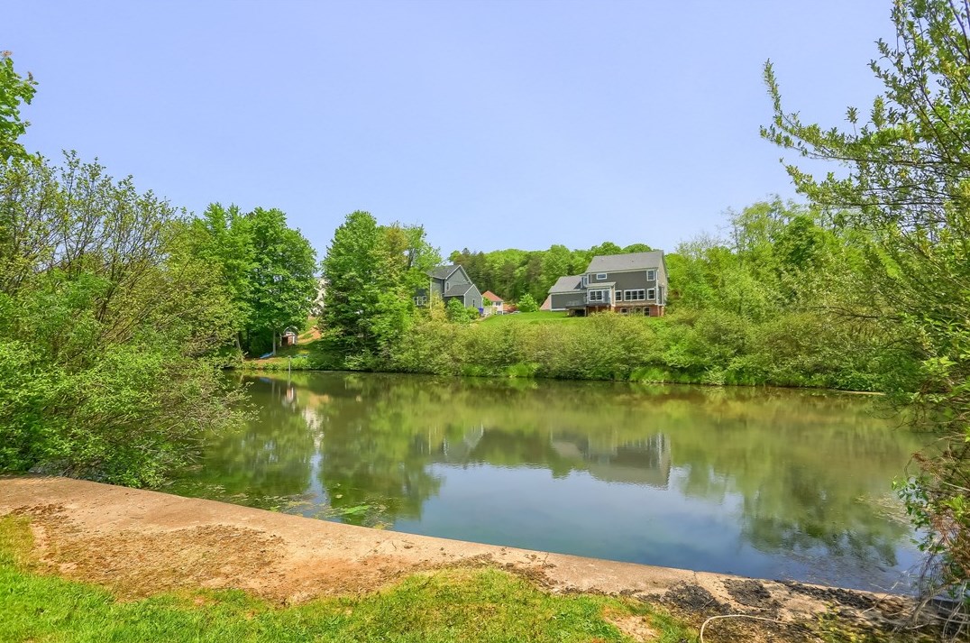 237 Tamarack Dr, Seven Fields PA  16046 exterior