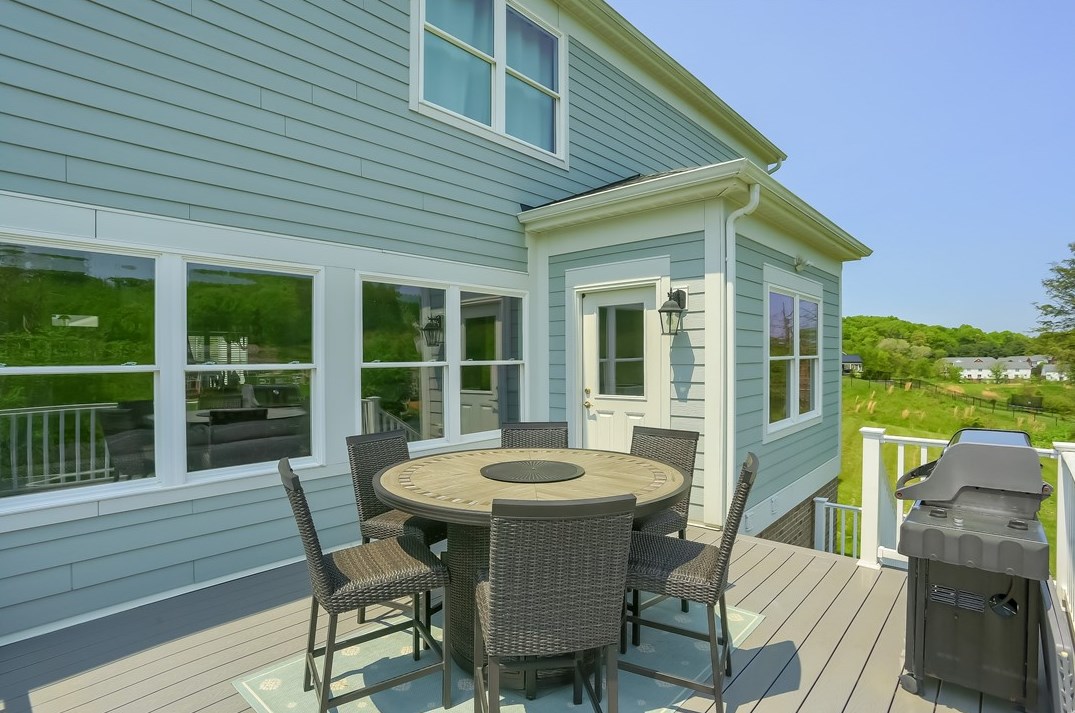 237 Tamarack Dr, Seven Fields PA  16046 exterior