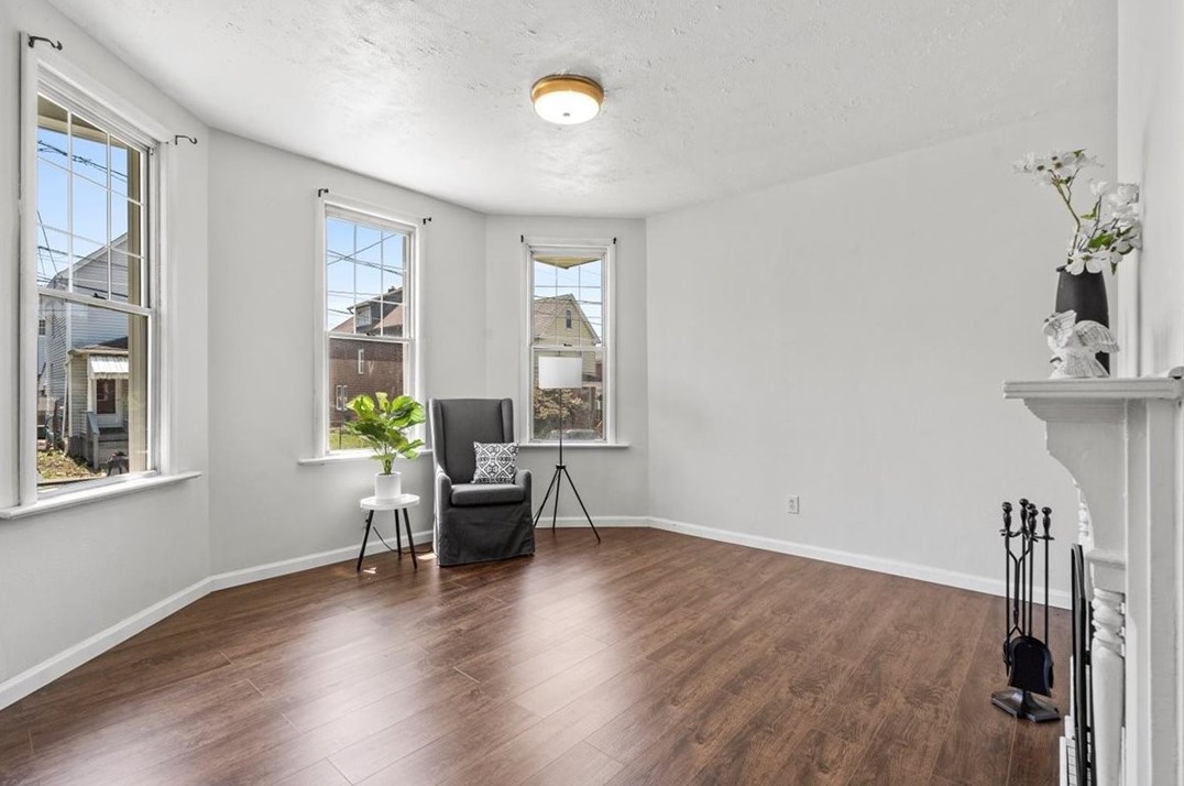 626 7 St, Monroeville PA 15140-1210 exterior