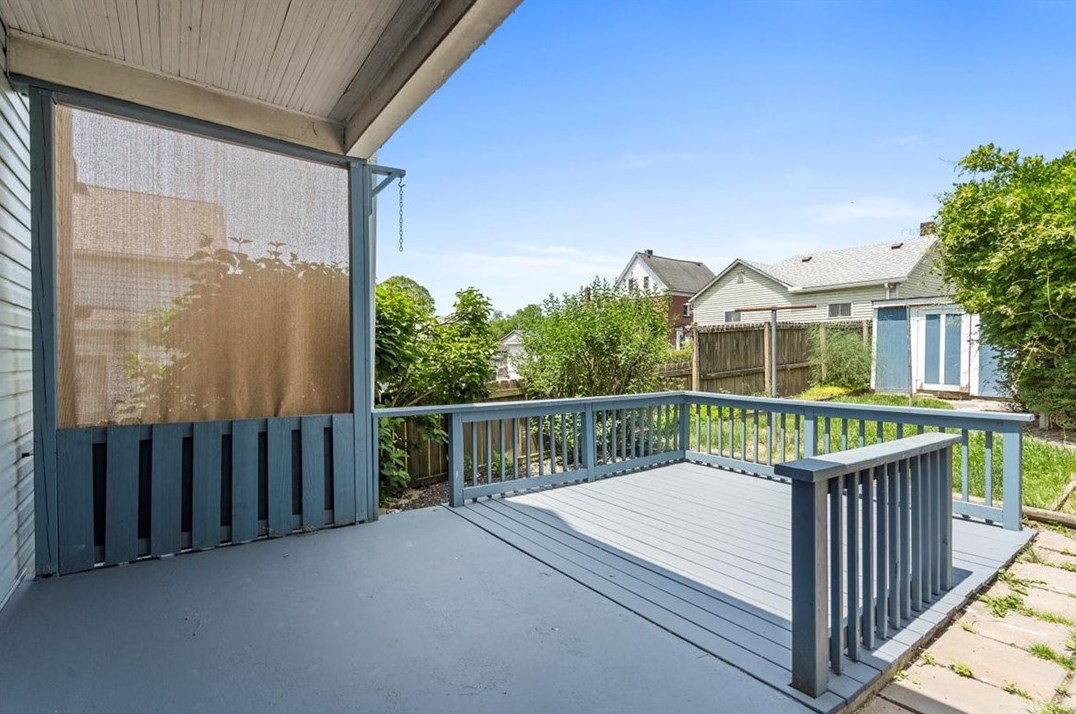 626 7 St, Monroeville PA 15140-1210 exterior