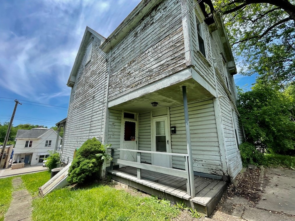 370 Jefferson Ave, Washington PA 15301-4226 exterior