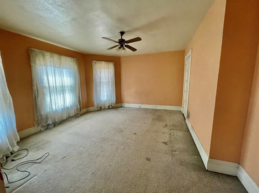 370 Jefferson Ave, Washington PA 15301-4226 exterior