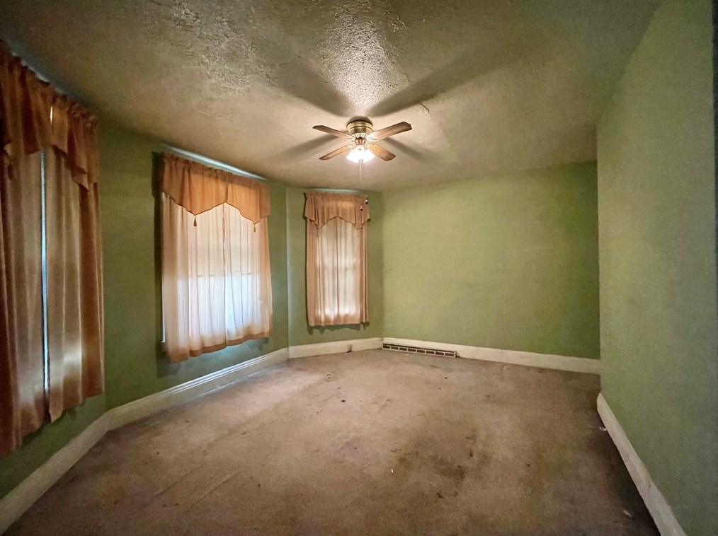 370 Jefferson Ave, Washington PA 15301-4226 exterior