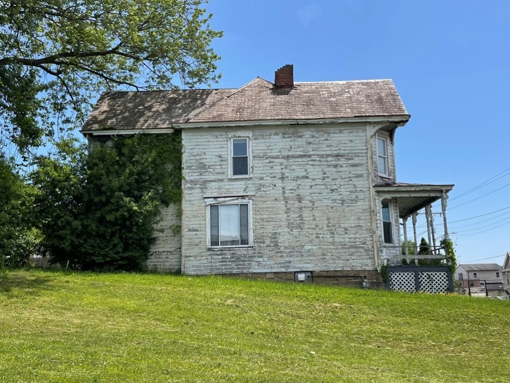 370 Jefferson Ave, Washington PA 15301-4226 exterior