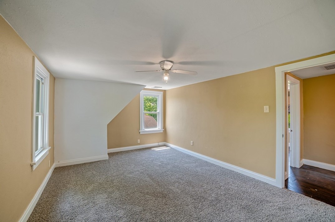 513 Kentucky Ave, Monroeville PA 15146-3930 exterior