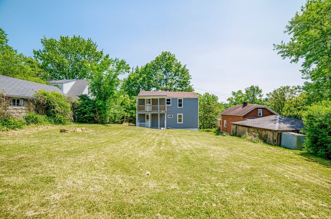 513 Kentucky Ave, Monroeville PA 15146-3930 exterior